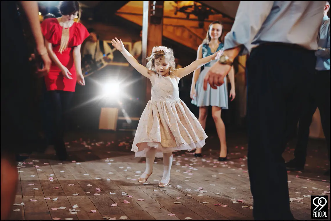 Dom weselny w Jabłonce, zdjęcia ślubne Przystań w Kabanosie, fotograf na wesele Jabłonka