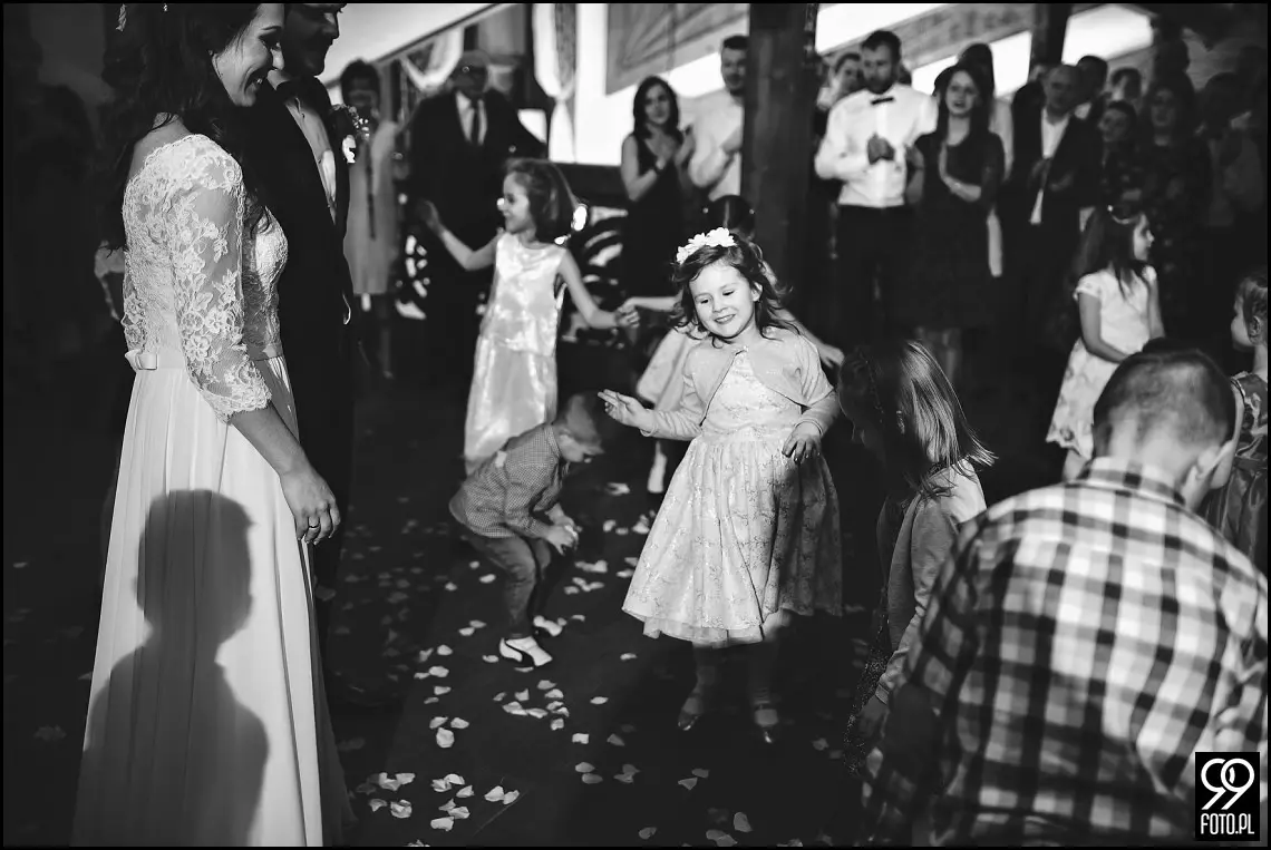 Dom weselny w Jabłonce, zdjęcia ślubne Przystań w Kabanosie, fotograf na wesele Jabłonka