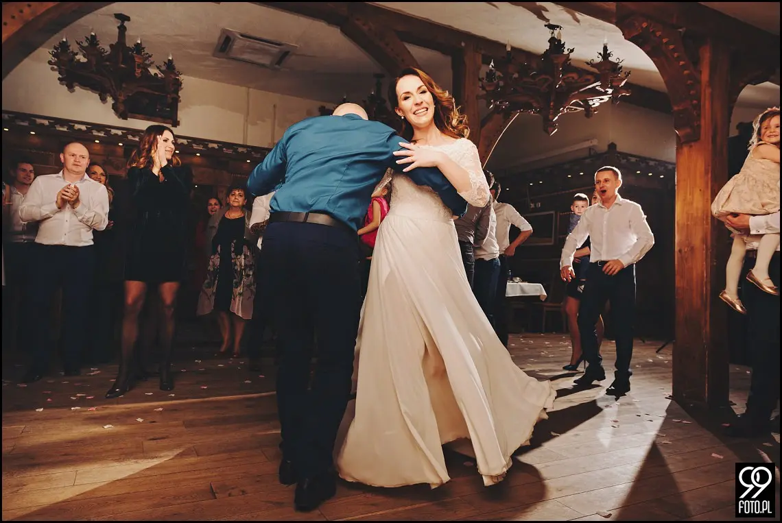 Dom weselny w Jabłonce, zdjęcia ślubne Przystań w Kabanosie, fotograf na wesele Jabłonka