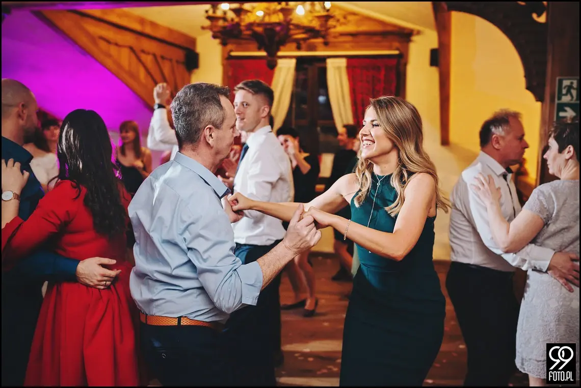 Dom weselny w Jabłonce, zdjęcia ślubne Przystań w Kabanosie, fotograf na wesele Jabłonka