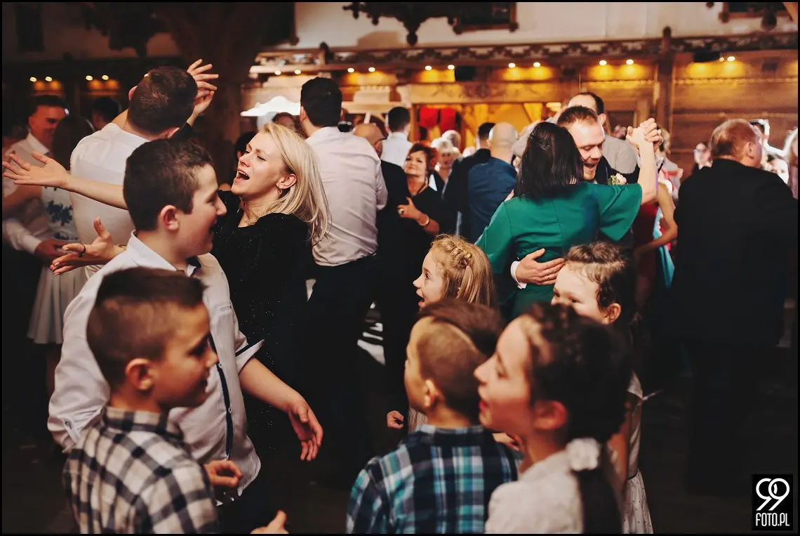 Dom weselny w Jabłonce, zdjęcia ślubne Przystań w Kabanosie, fotograf na wesele Jabłonka