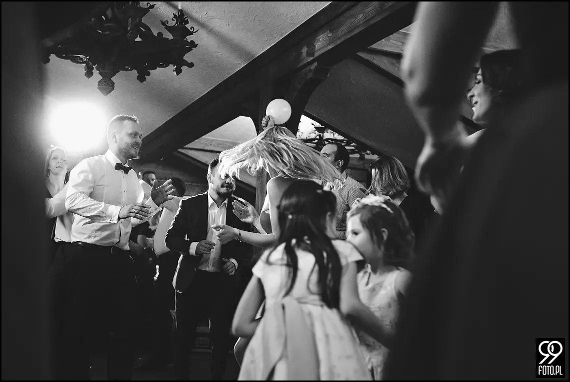 Dom weselny w Jabłonce, zdjęcia ślubne Przystań w Kabanosie, fotograf na wesele Jabłonka