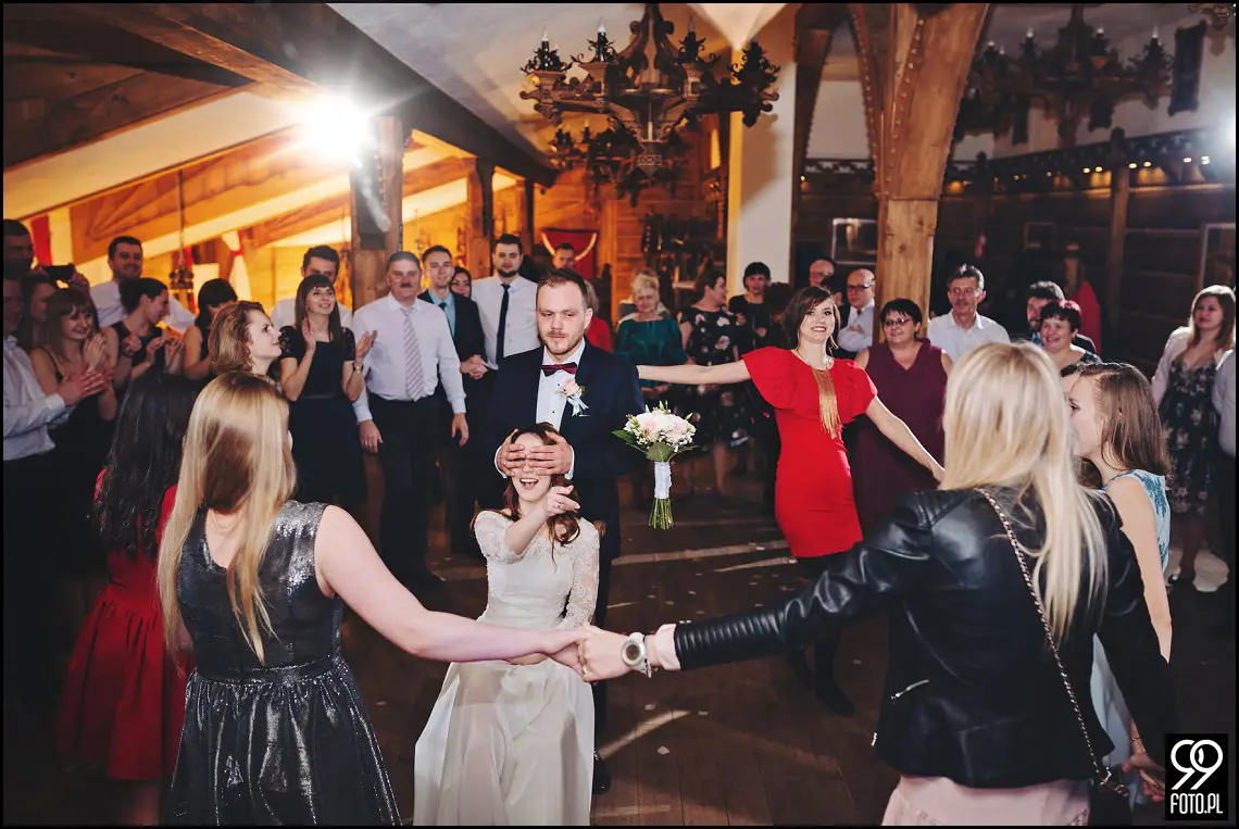 Dom weselny w Jabłonce, zdjęcia ślubne Przystań w Kabanosie, fotograf na wesele Jabłonka