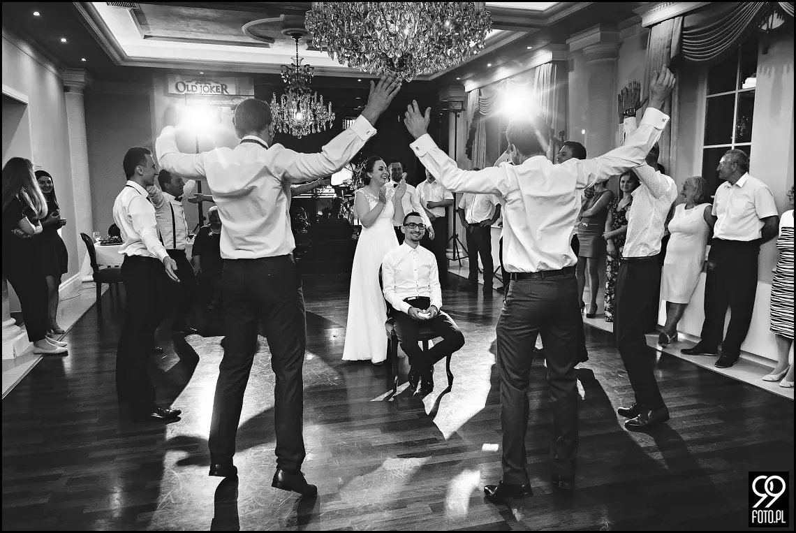 Ślub w Lanckoronie, Restauracja Old Joker Jaroszowice, fotograf na wesele Wadowice