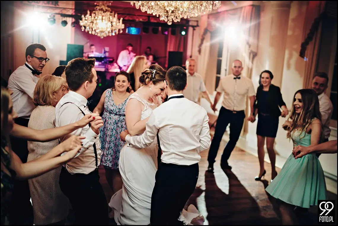 Ślub w Lanckoronie, Restauracja Old Joker Jaroszowice, fotograf na wesele Wadowice