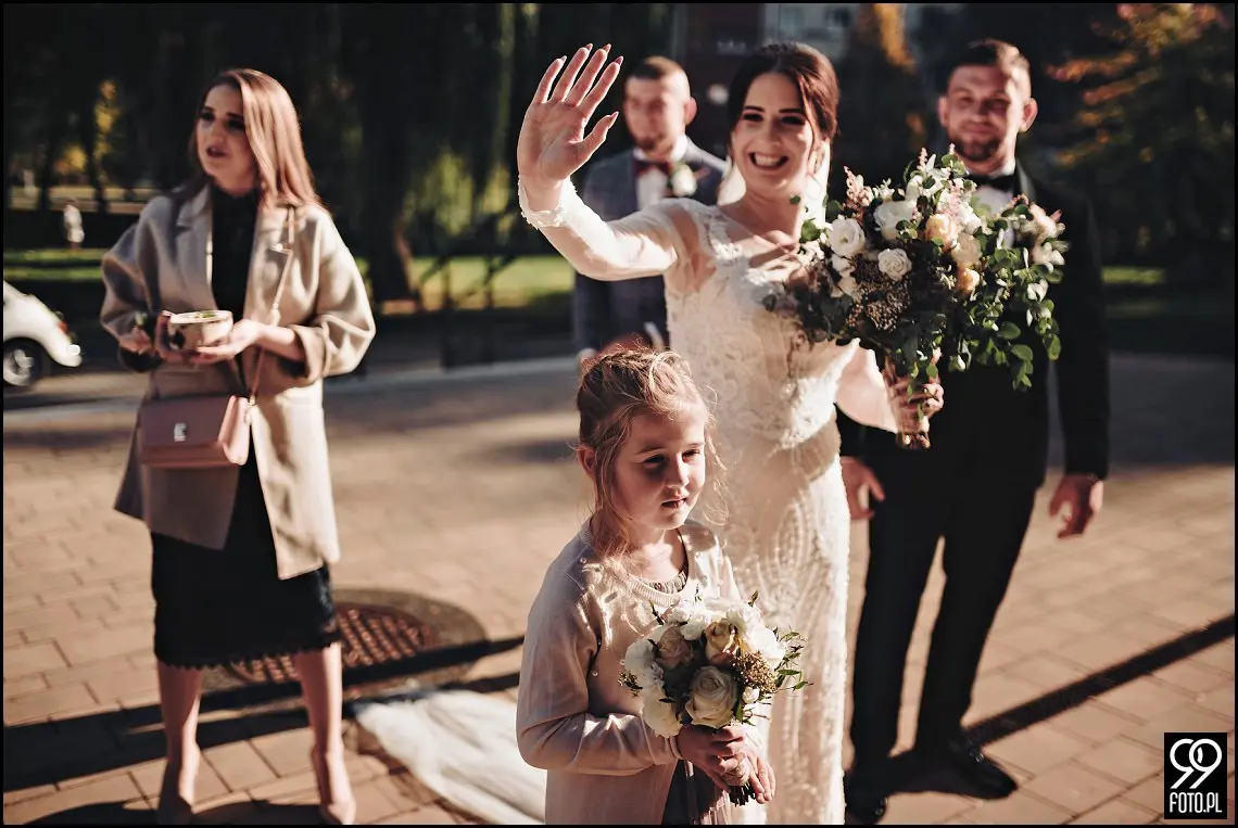 Zielone Wzgórze Koniusza, fotograf ślubny Proszowice, garbus do ślubu