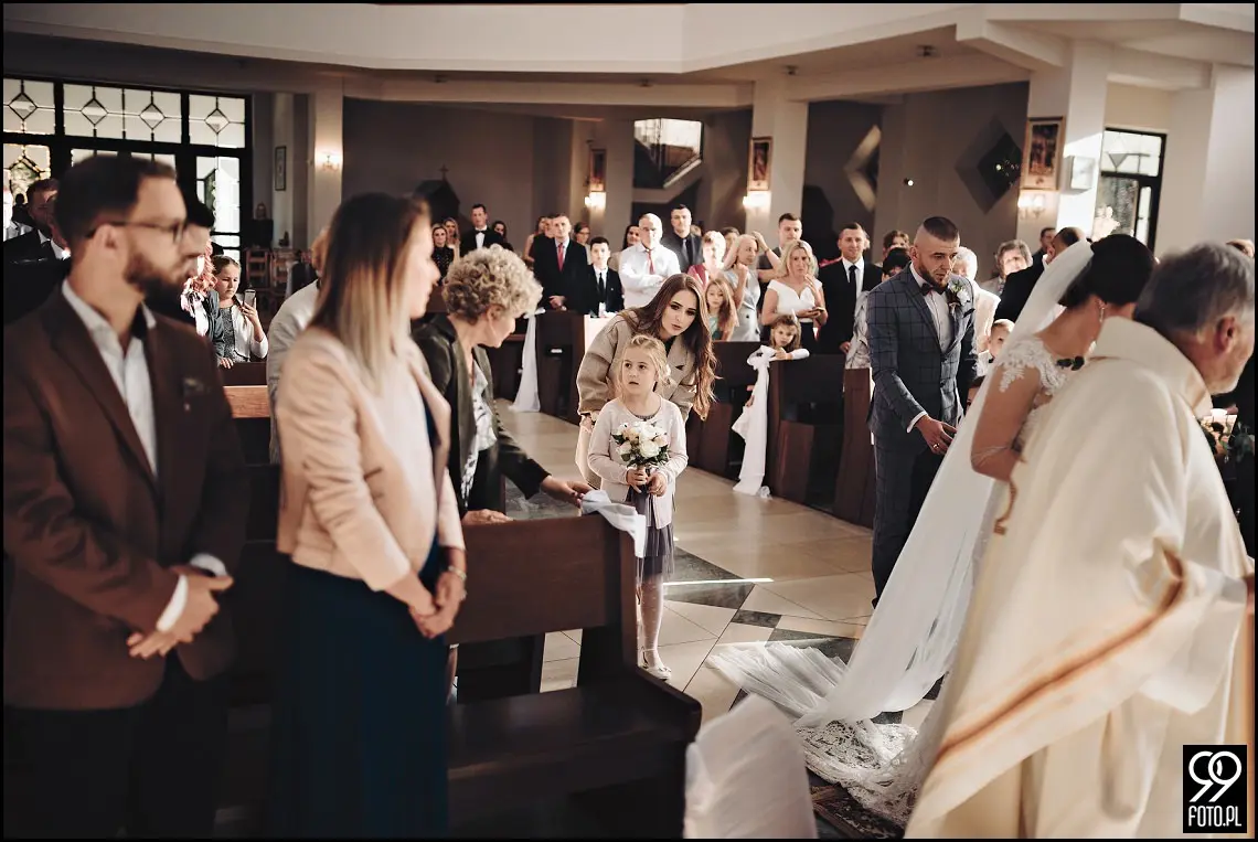 Zielone Wzgórze Koniusza, fotograf ślubny Proszowice, garbus do ślubu