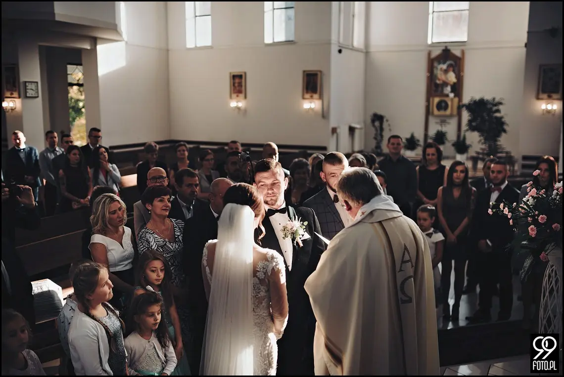 Zielone Wzgórze Koniusza, fotograf ślubny Proszowice, garbus do ślubu