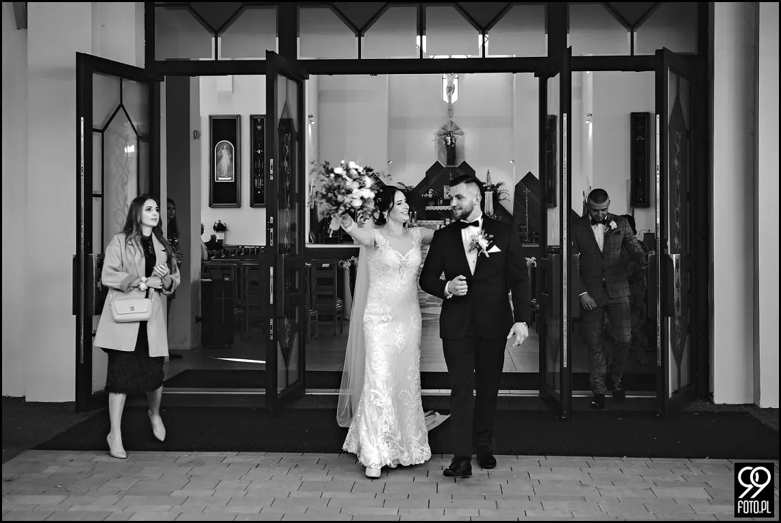 Zielone Wzgórze Koniusza, fotograf ślubny Proszowice, garbus do ślubu