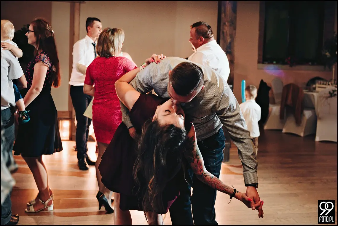 Zielone Wzgórze Koniusza, fotograf ślubny Proszowice, garbus do ślubu