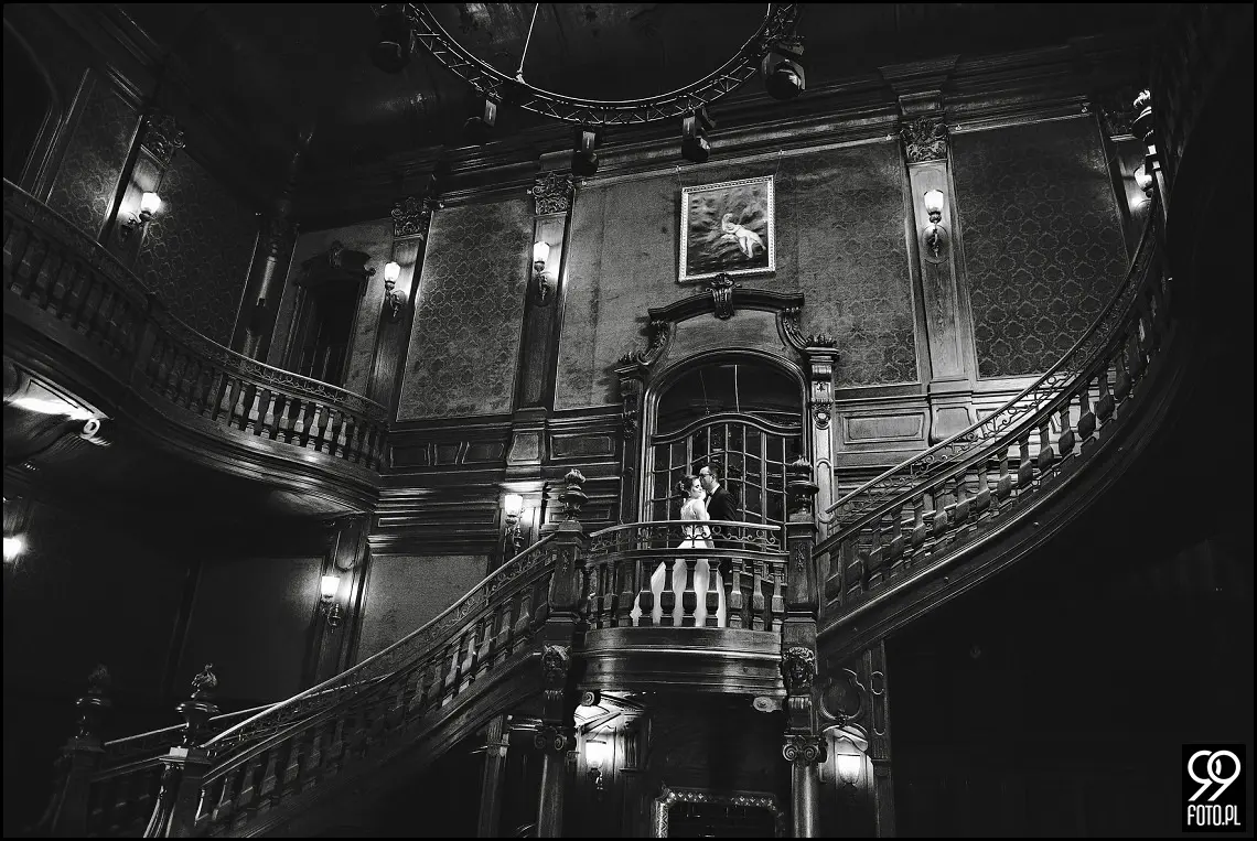 pałac goetzów okocimskich, plener ślubny pomysły, sesja ślubna kraków gdzie, sesja ślubna jesienią