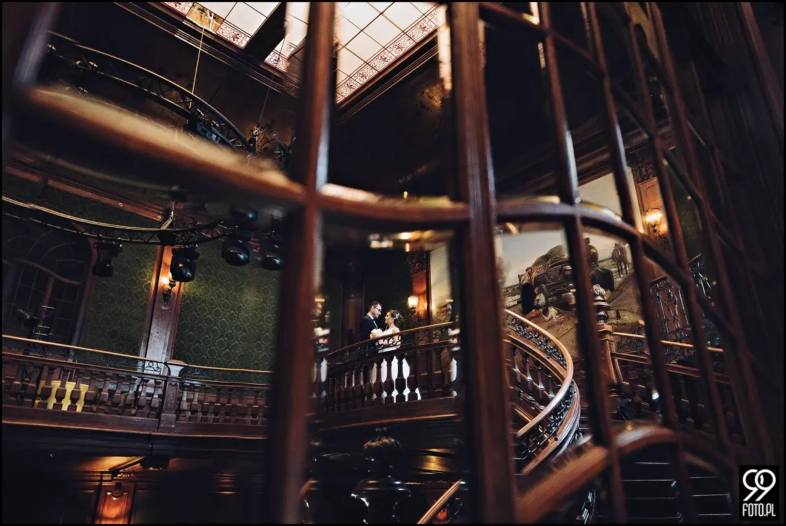 pałac goetzów okocimskich, plener ślubny pomysły, sesja ślubna kraków gdzie, sesja ślubna jesienią