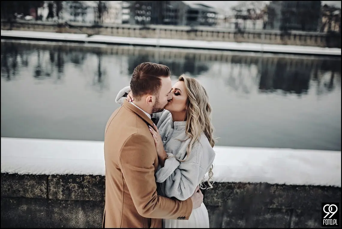 pomysł na sesje zimową, sesja ślubna zimą, miejsce na sesję ślubną w Krakowie