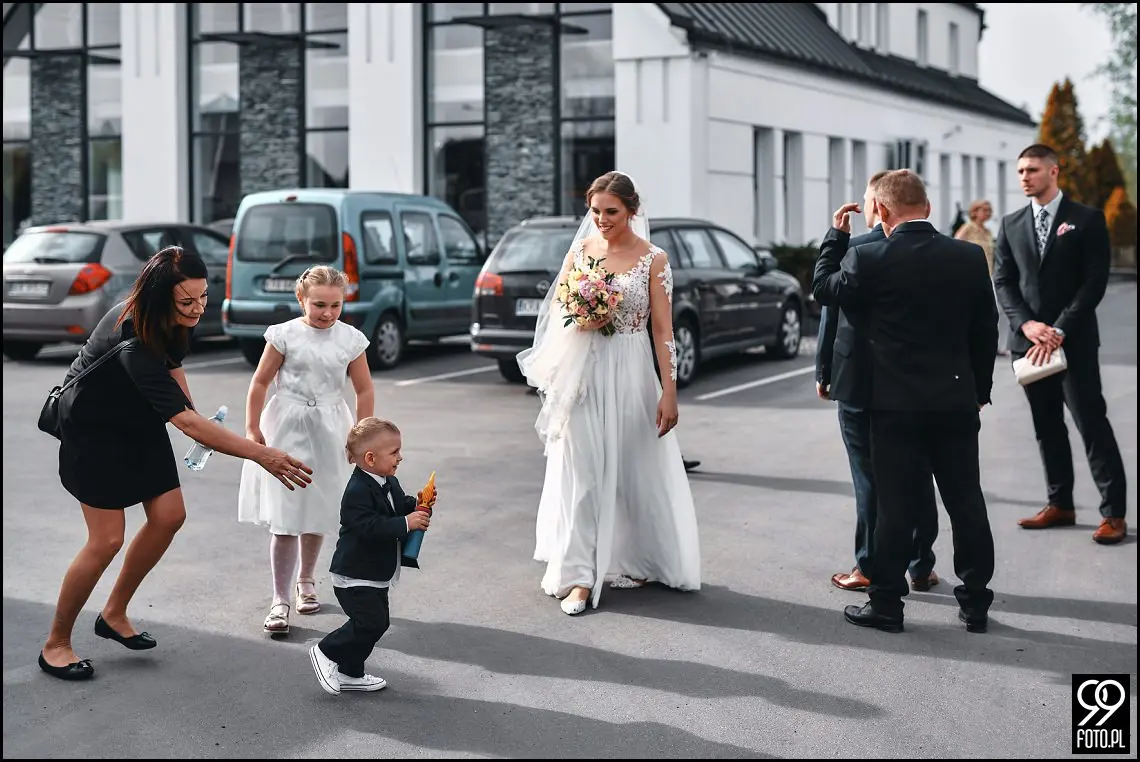 Hotel Junior Skotnicka, dobry fotograf ślubny Skawina, zdjęcia ślubne w Skawinie