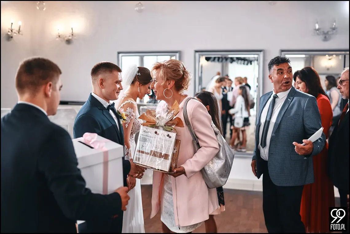 Hotel Junior Skotnicka, dobry fotograf ślubny Skawina, zdjęcia ślubne w Skawinie