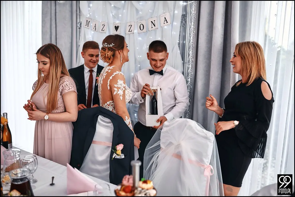 Hotel Junior Skotnicka, dobry fotograf ślubny Skawina, zdjęcia ślubne w Skawinie