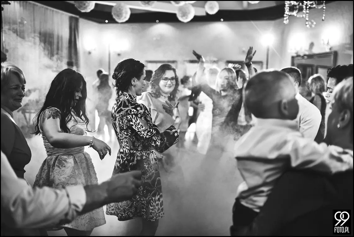 Hotel Junior Skotnicka, dobry fotograf ślubny Skawina, zdjęcia ślubne w Skawinie