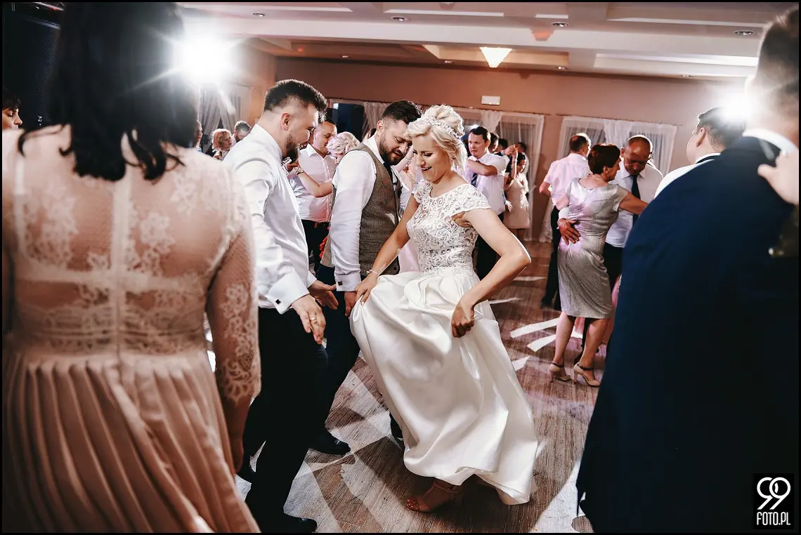 Reportaż ślubny sala weselna Babie Lato Gdów, dobry fotograf ślubny Biertowice