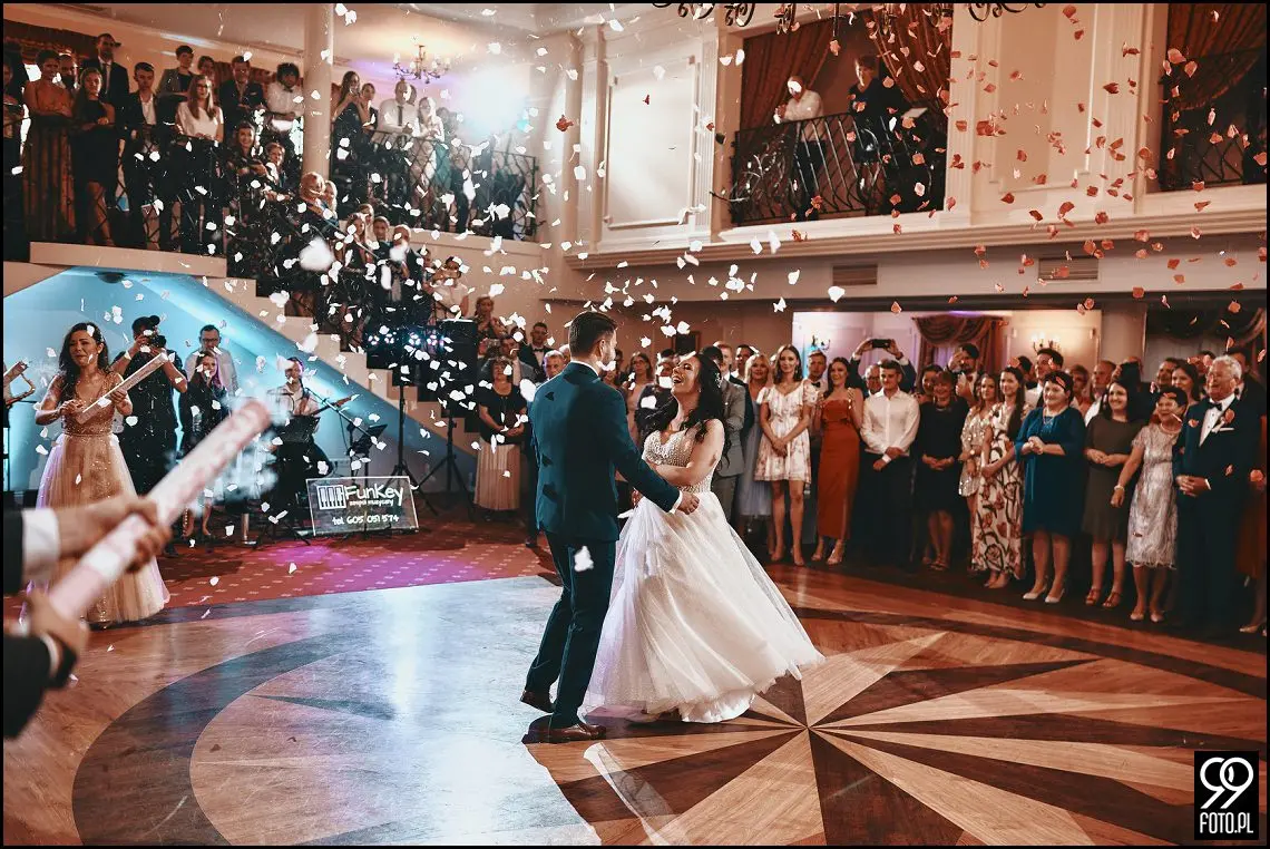 Wesele międzynarodowe, polskie tradycje weselne, fotograf na wesele Proszowice