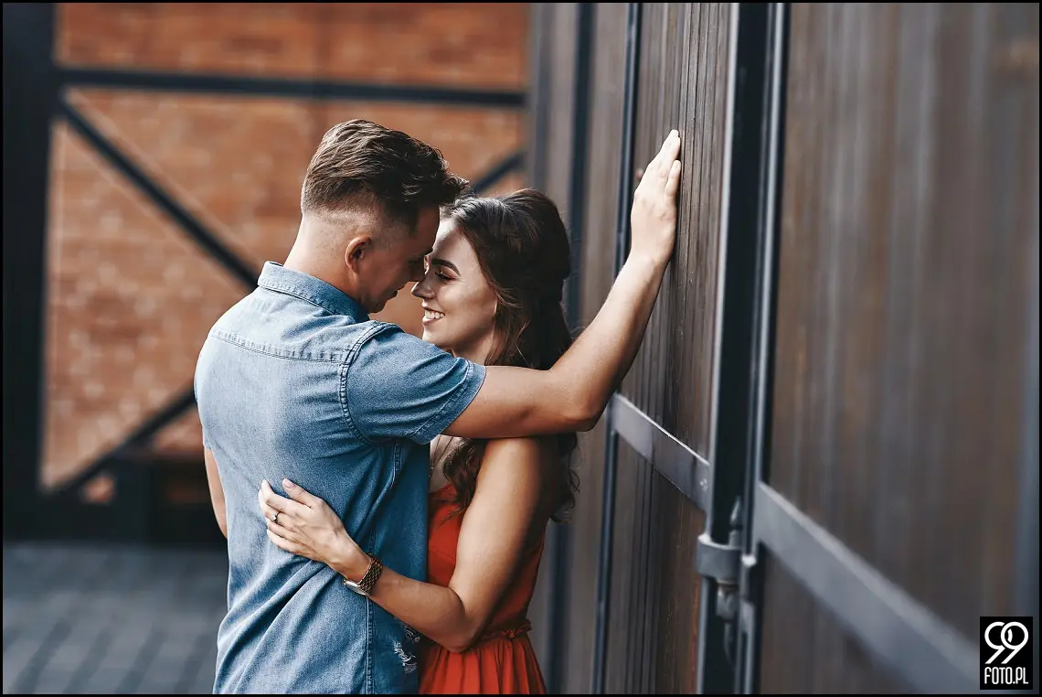 pomysł na sesję zdjęciową, ciekawe miejsca w krakowie, zdjęcia pary młodej w plenerze