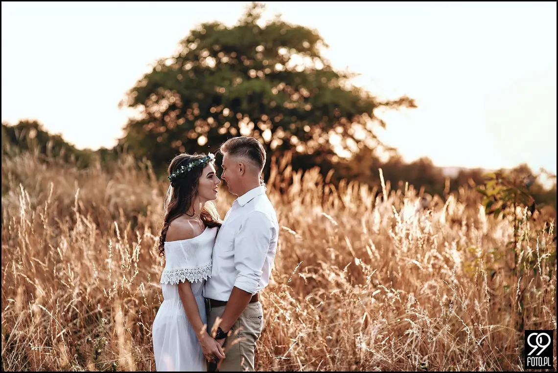 pomysł na sesję zdjęciową, ciekawe miejsca w krakowie, zdjęcia pary młodej w plenerze