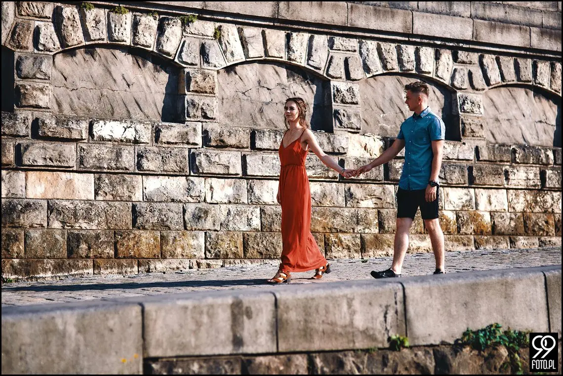 pomysł na sesję zdjęciową, ciekawe miejsca w krakowie, zdjęcia pary młodej w plenerze