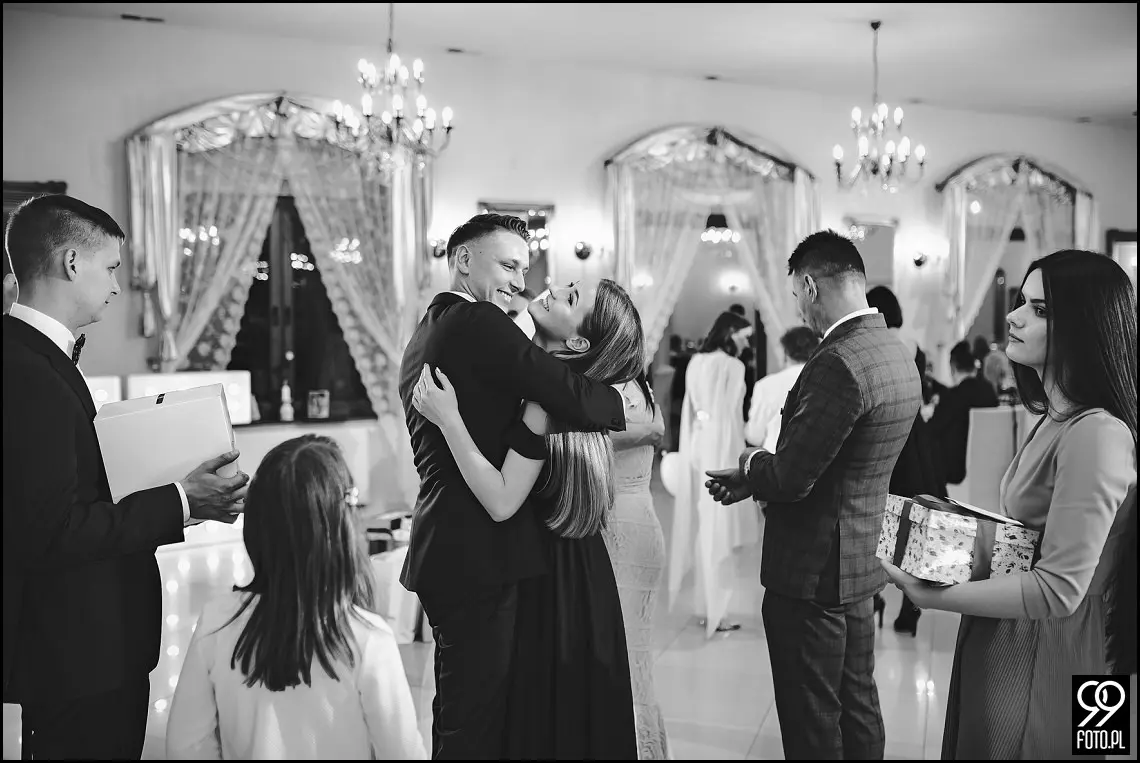 wesele glamour, ślub w stylu glamour, dworek fantazja skomielna biała