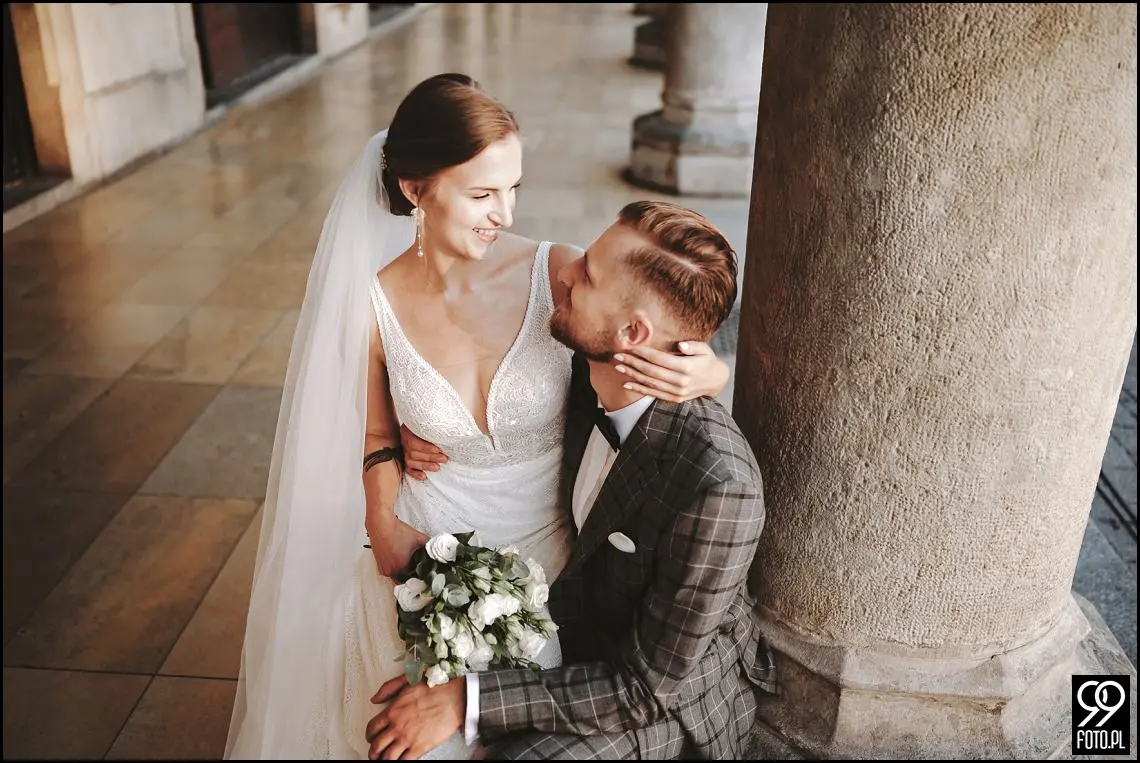 Sesja ślubna w Krakowie, Plener ślubny Sukiennice, Sky Bar Hotel Stary, Bulwary Wiślane