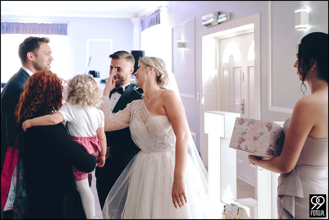 Dom Weselny Biała Perła, reportaż ślubny kraków, ślubna sesja zdjęcia, sala ślubna, wesele pod krakowem