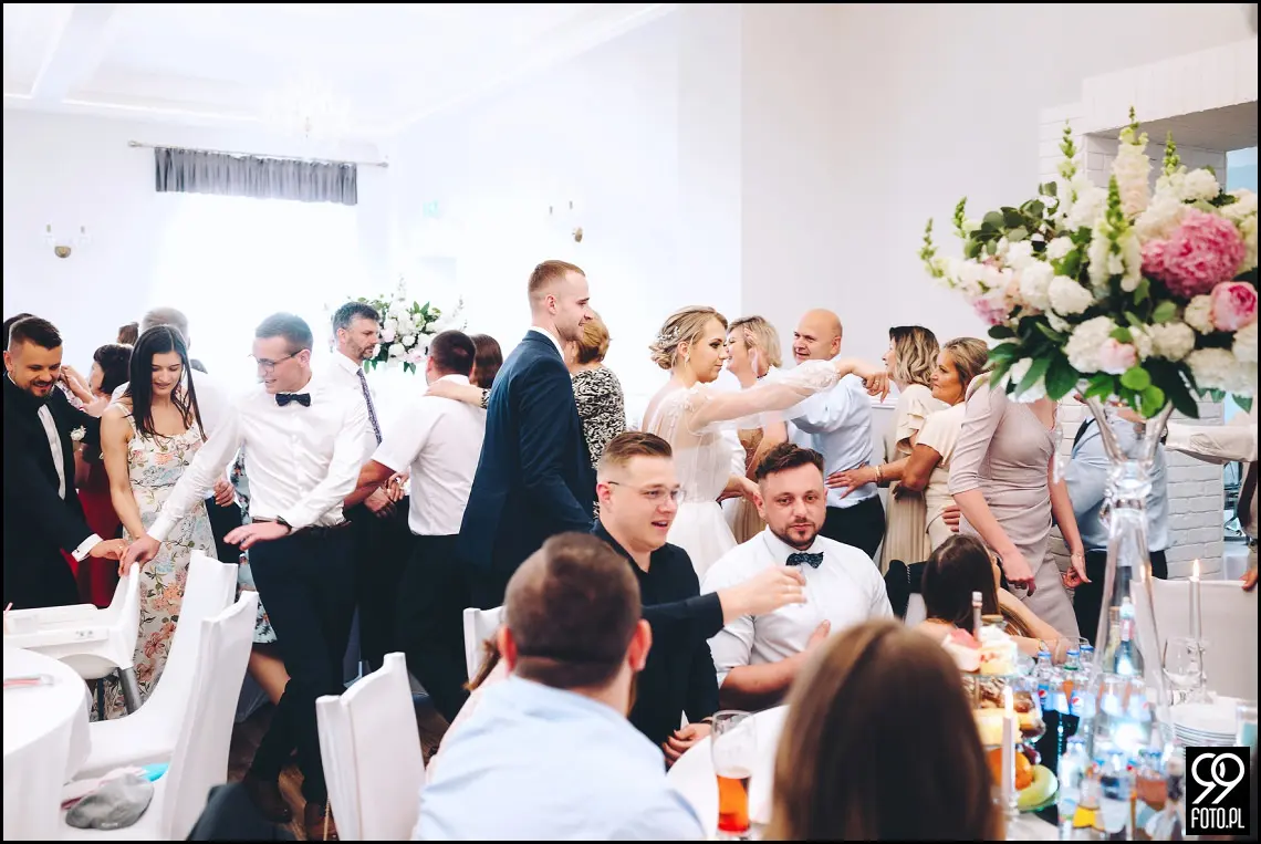 Dom Weselny Biała Perła, reportaż ślubny kraków, ślubna sesja zdjęcia, sala ślubna, wesele pod krakowem