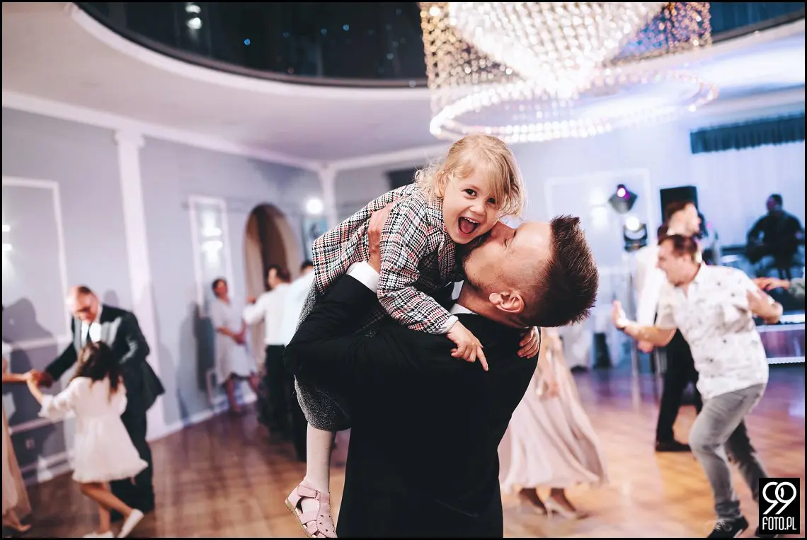 Dom Weselny Biała Perła, reportaż ślubny kraków, ślubna sesja zdjęcia, sala ślubna, wesele pod krakowem