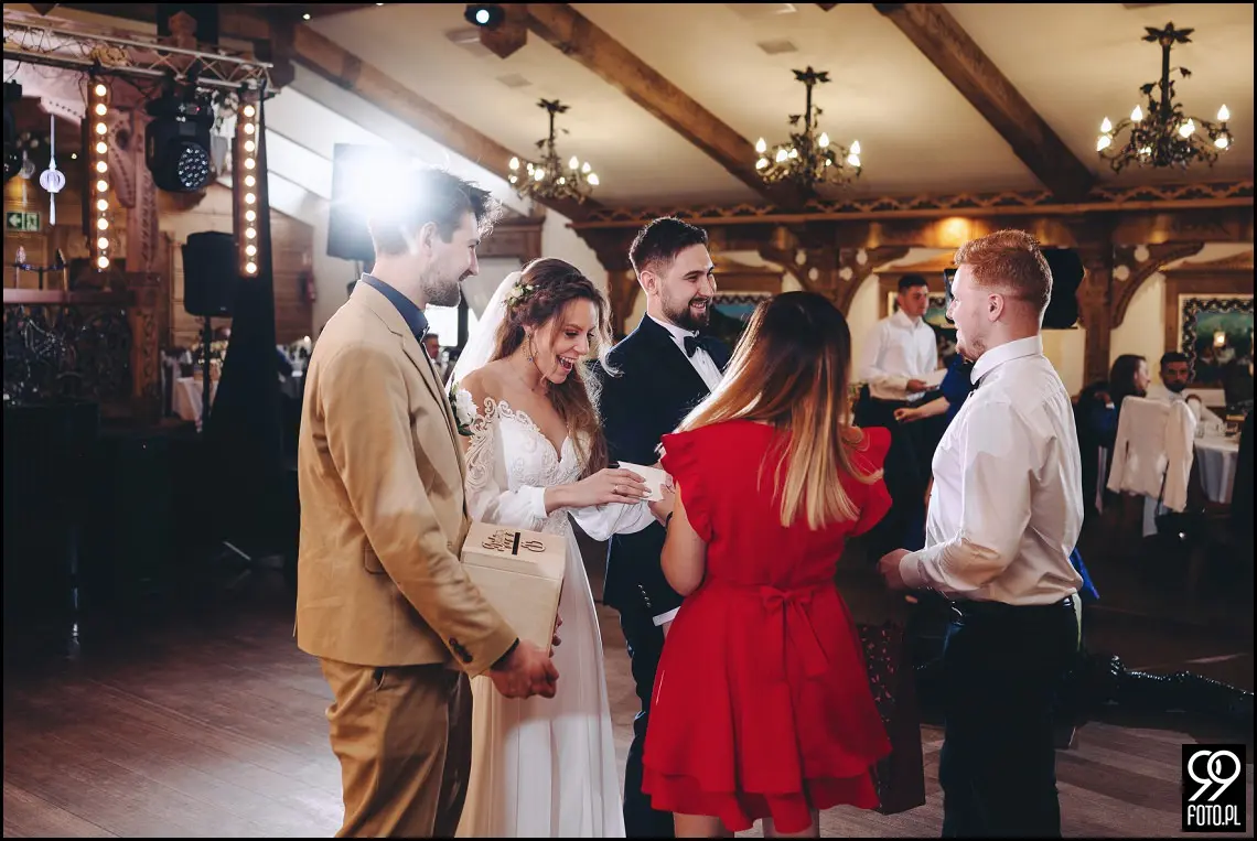 fotograf na wesele Rabka Zdrój, kościół św. Marii Magdaleny w Rabce, sala weselna Kabanos w Spytkowicach