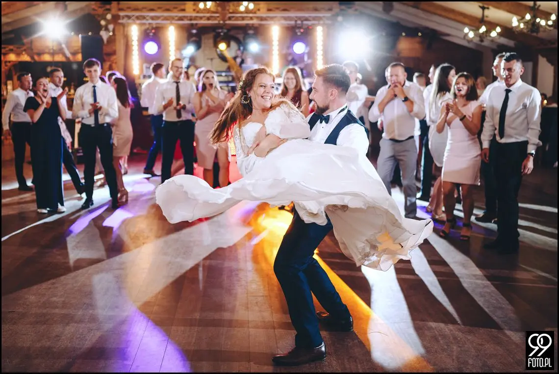 fotograf na wesele Rabka Zdrój, kościół św. Marii Magdaleny w Rabce, sala weselna Kabanos w Spytkowicach