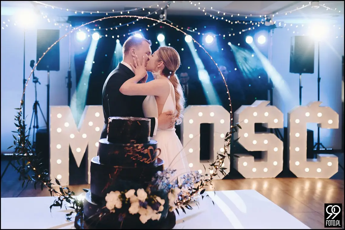 Hotel żywiecki, sala weselna Przyłękówka, wesele w Beskidach